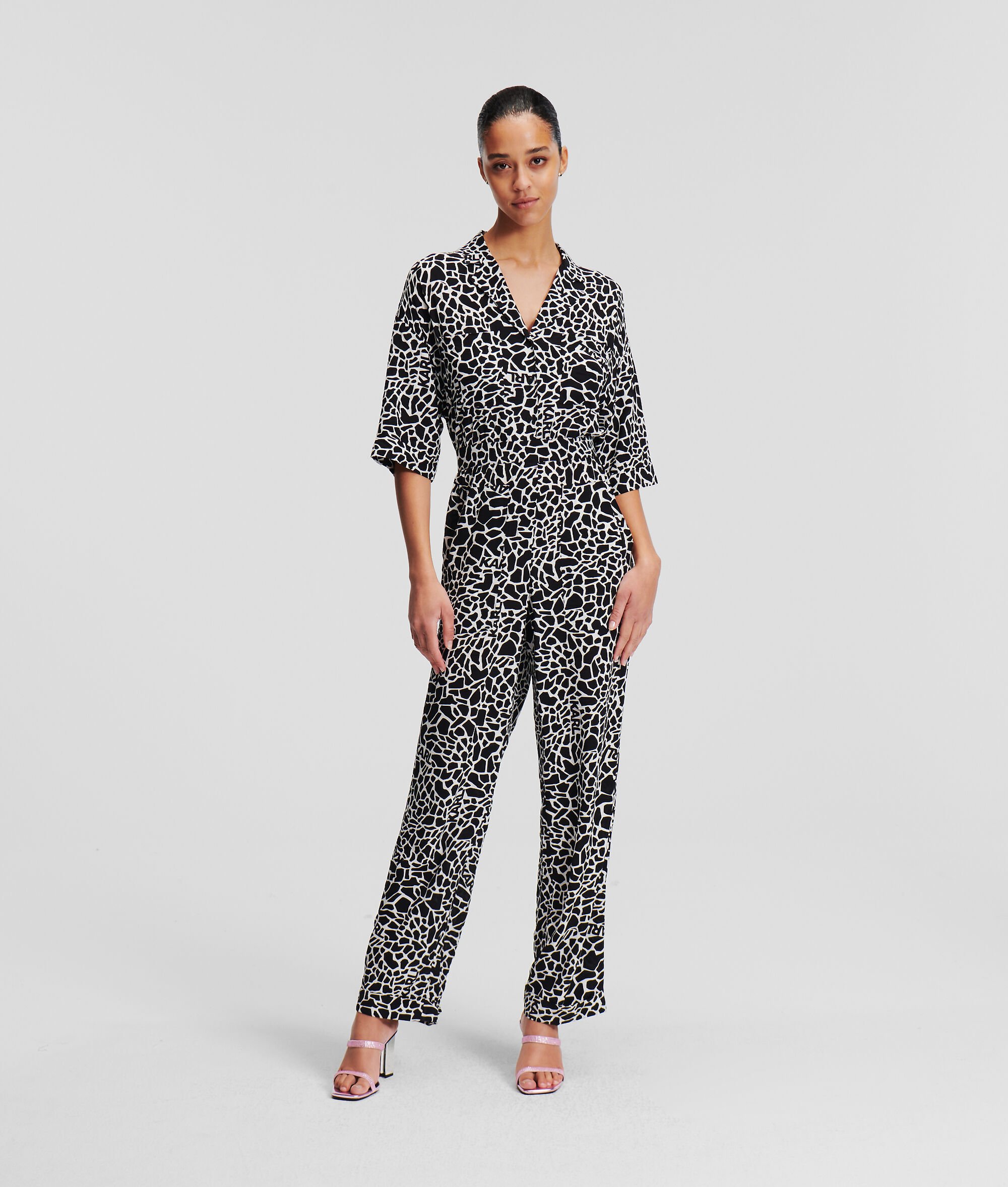 (image for) Reliable Giraffe-Print Jumpsuit